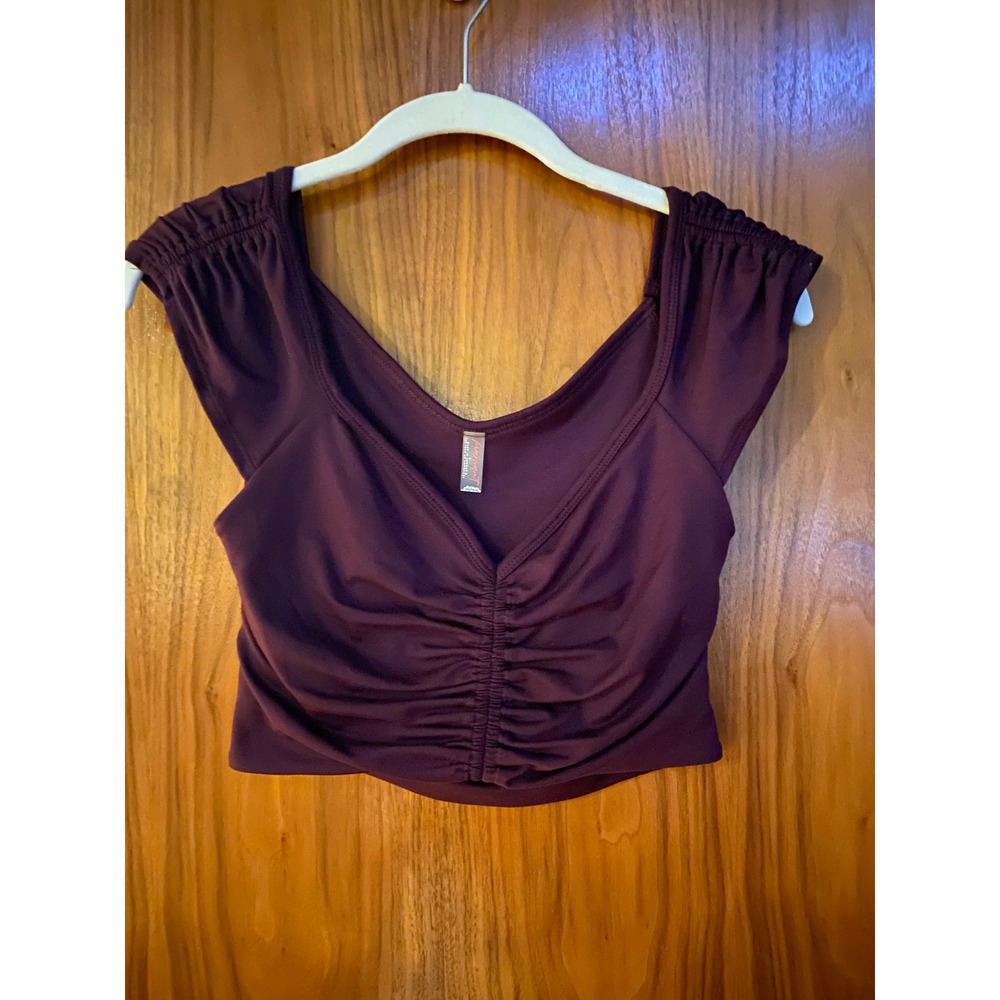 FP Movement Free People Plum Purple Ruched Front Cutout Crop Top Small